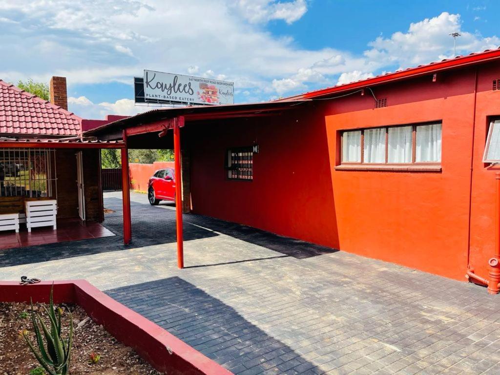 Ithonsi Guesthouse&Spa Kempton Park Extérieur photo